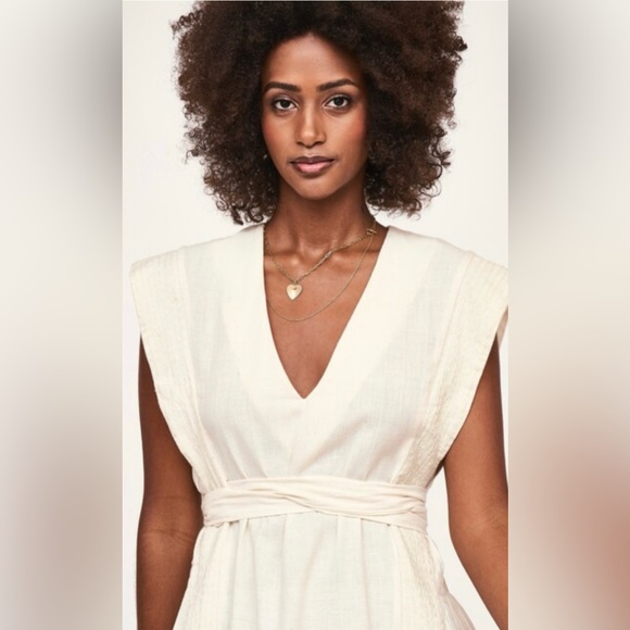 MIRTH Laguna Dress Size Small Tan Pullover Caftan V neck Hand Embroidered Kantha - Picture 7 of 10